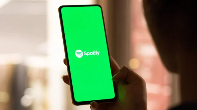 Spotify launches real-time lyrics for all Free and Premium users globally